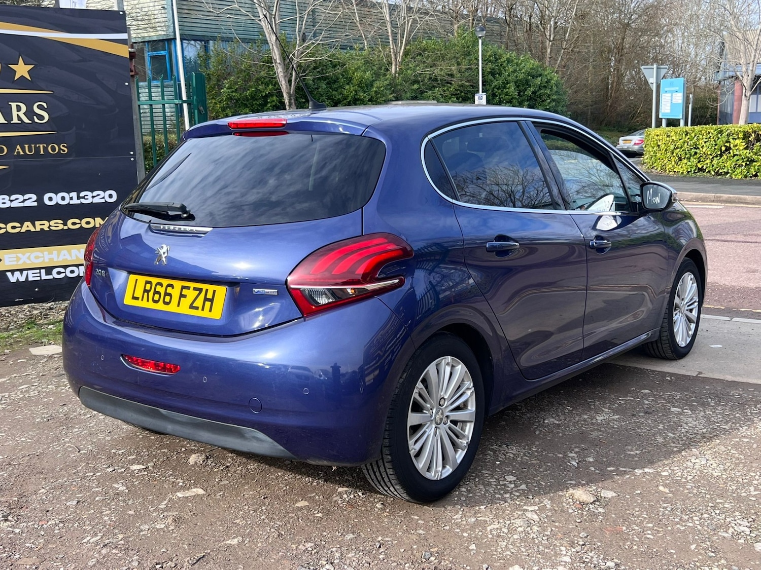 Used Peugeot 208 2016 for sale - 77819110: Photo 6