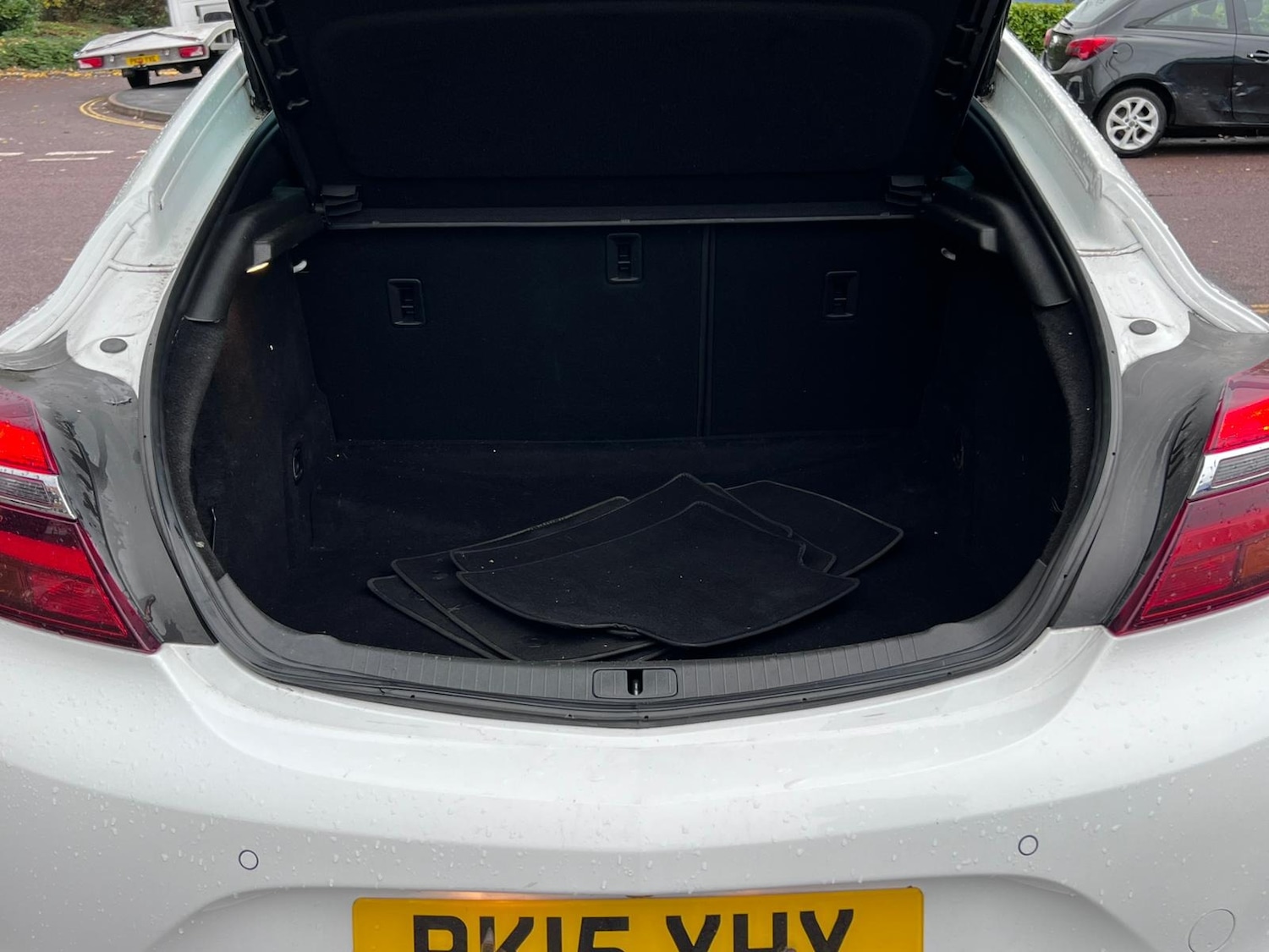 Used Vauxhall Insignia 2015 for sale - 76580332: Photo 11