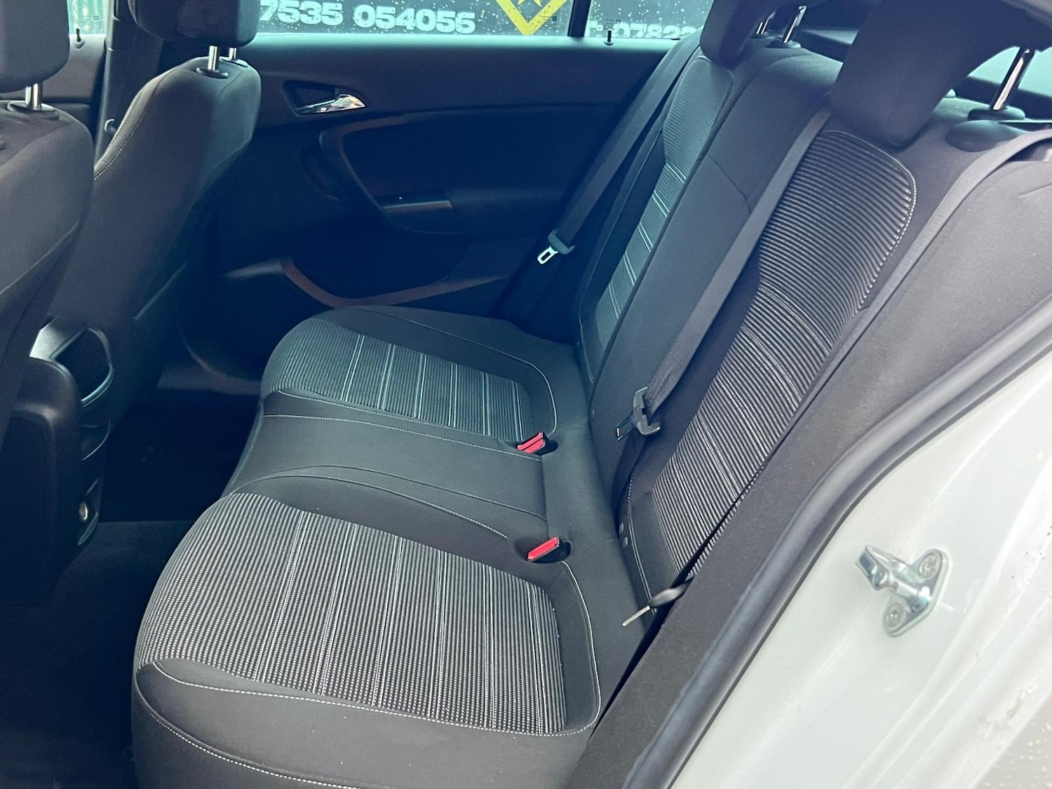 Used Vauxhall Insignia 2015 for sale - 76580332: Photo 13