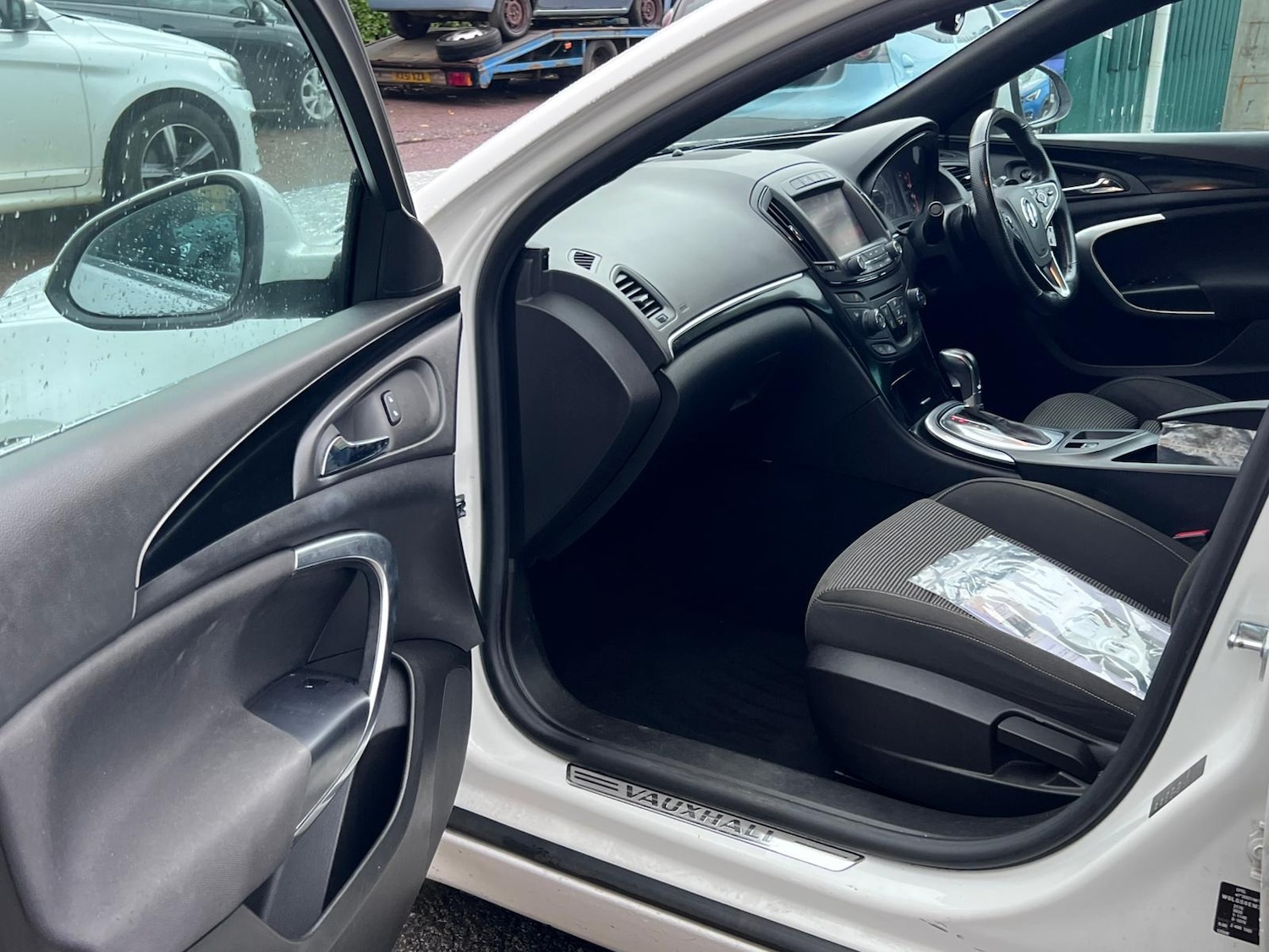 Used Vauxhall Insignia 2015 for sale - 76580332: Photo 14