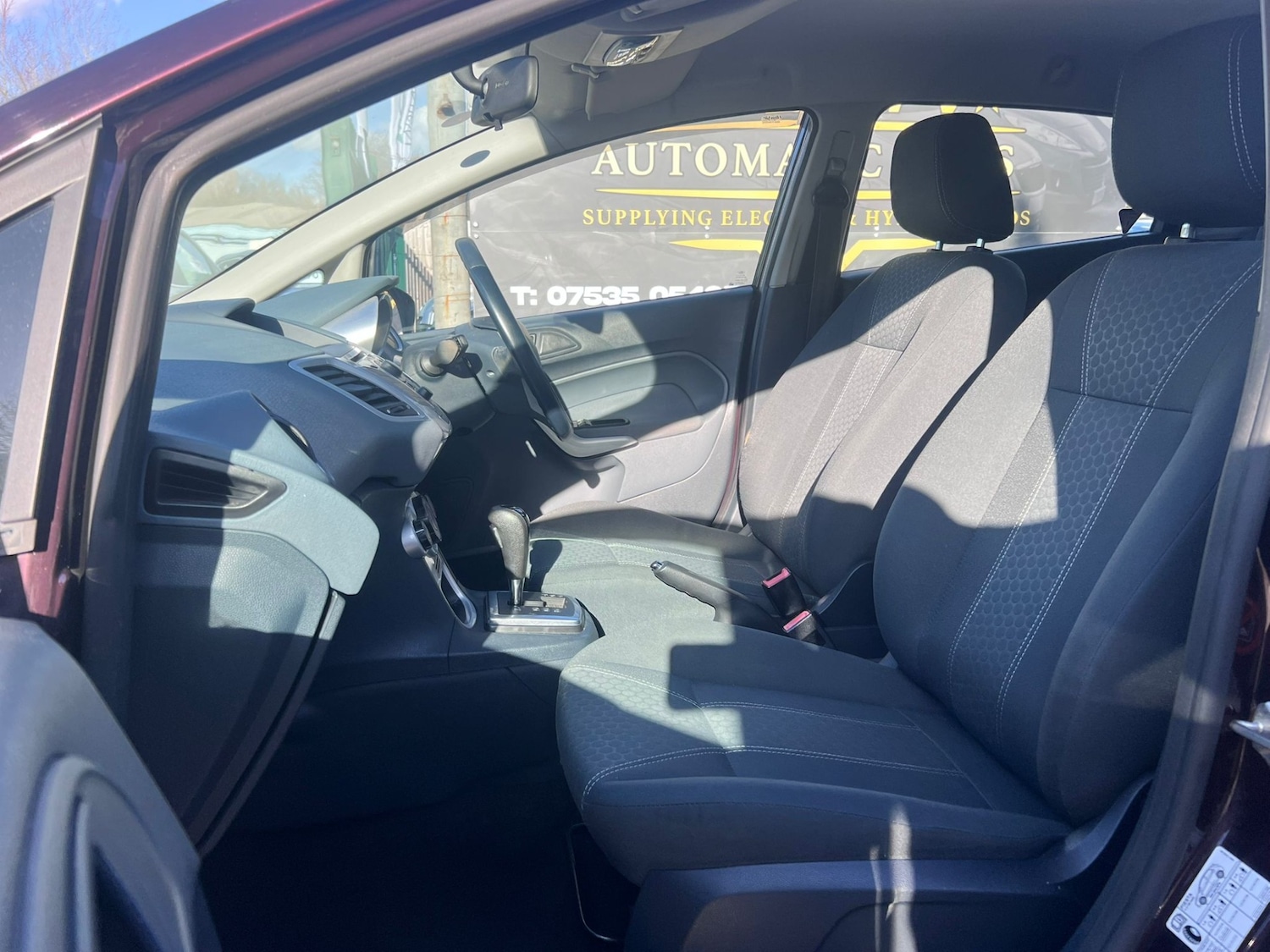 Used Ford Fiesta 2010 for sale - 77720794: Photo 14