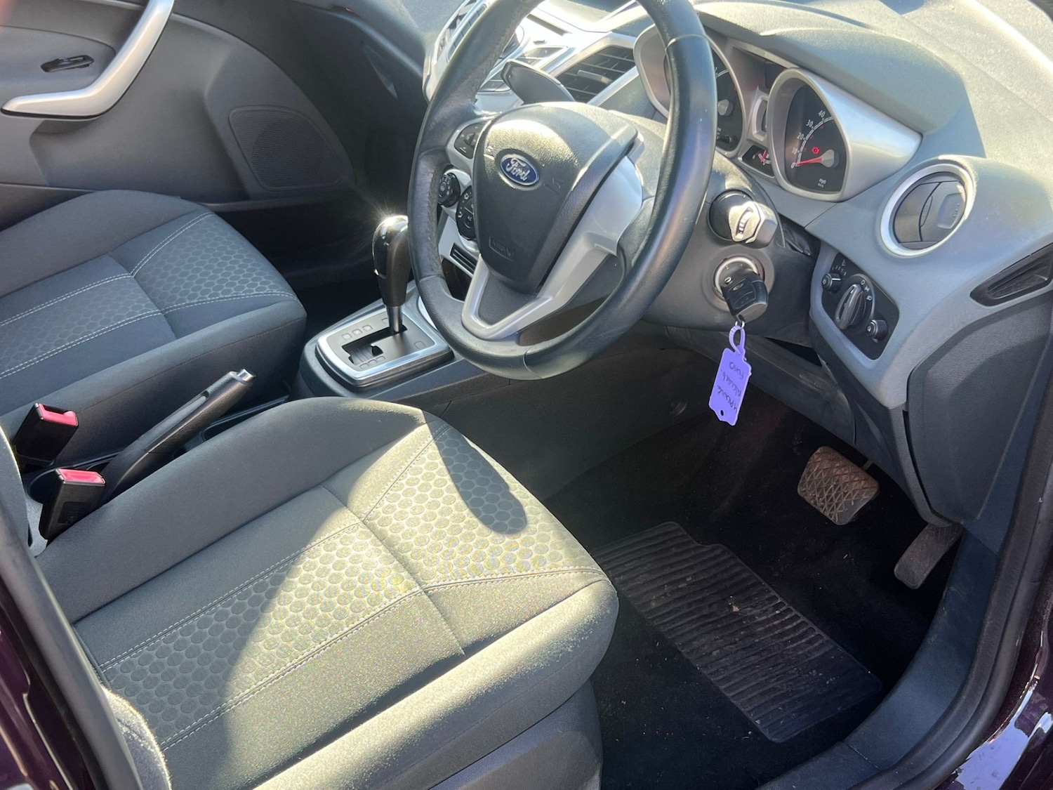 Used Ford Fiesta 2010 for sale - 77720794: Photo 9