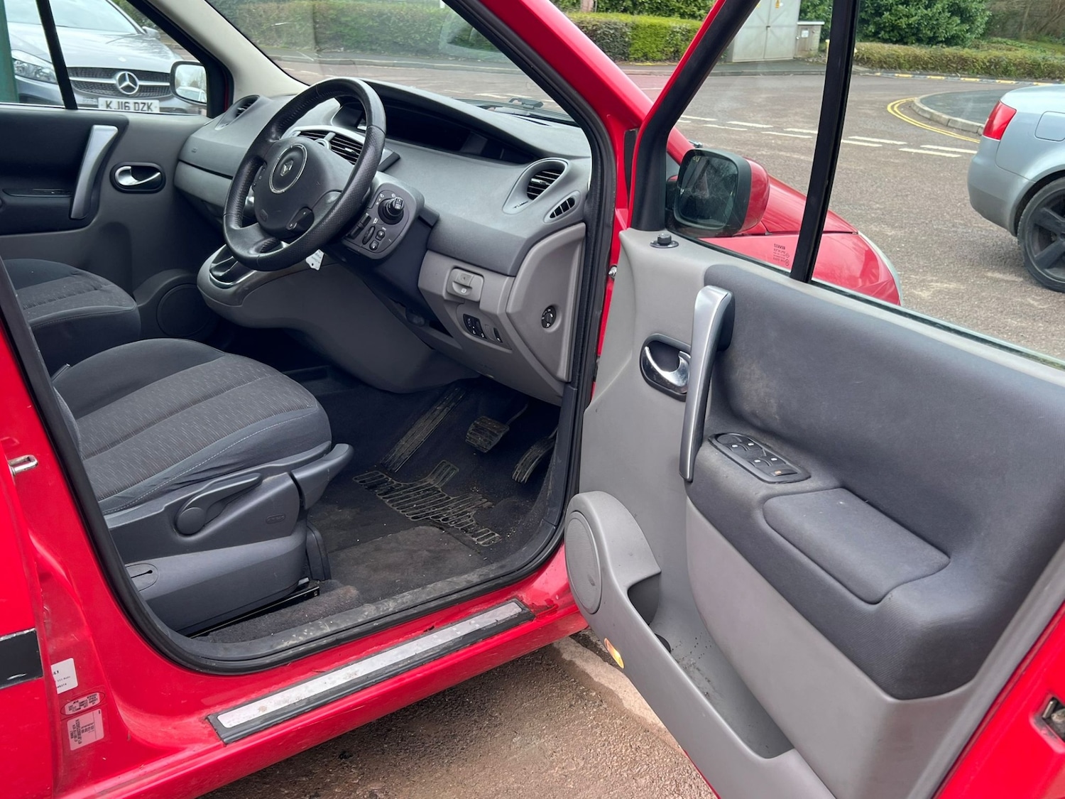 Used Renault Megane 2007 for sale - 77902052: Photo 7