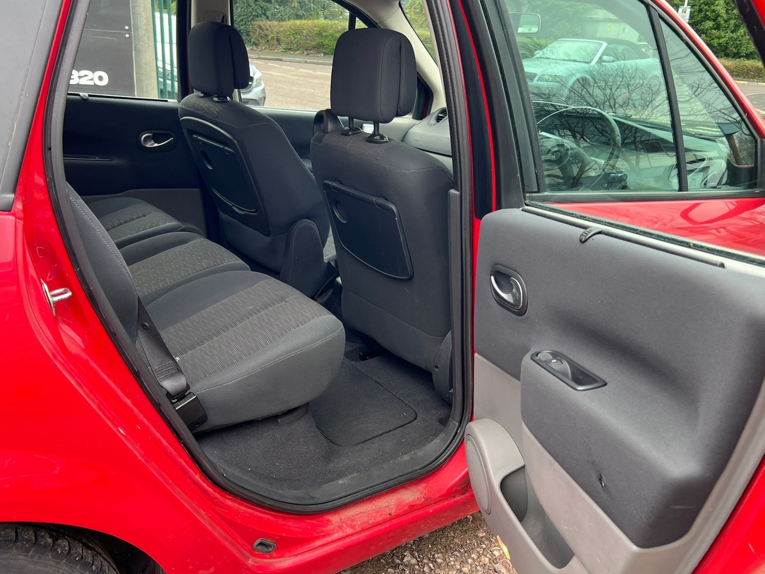 Used Renault Megane 2007 for sale - 77902052: Photo 8