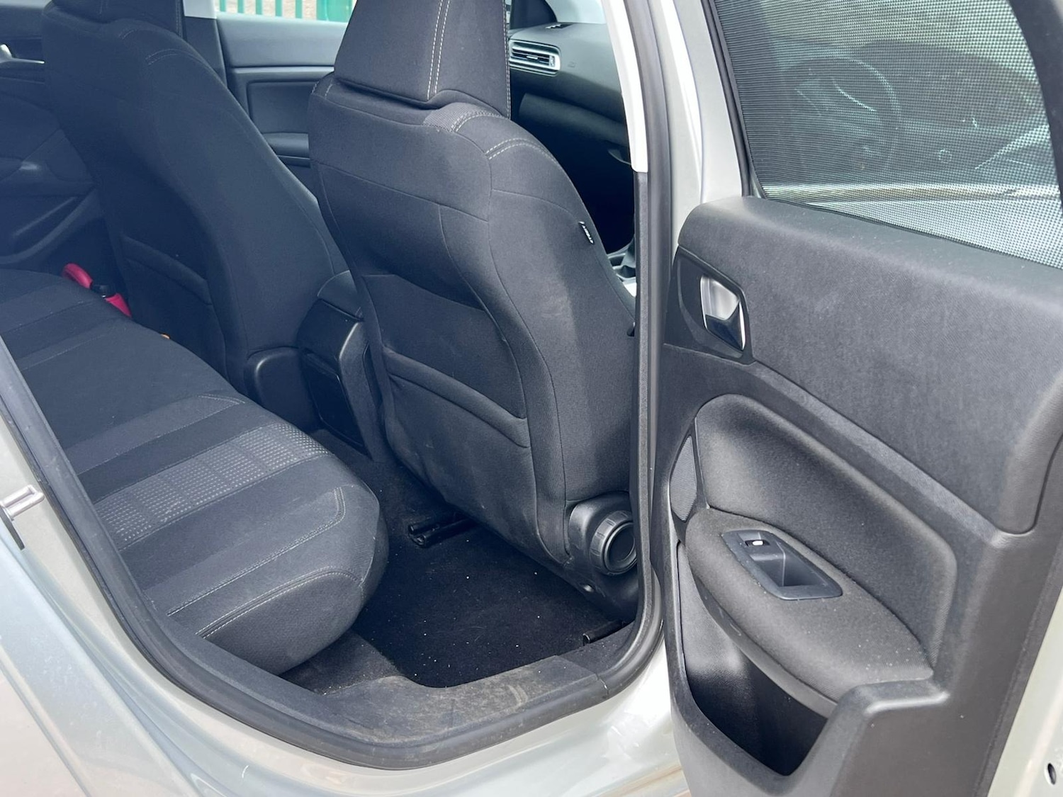 Used Peugeot 308 2016 for sale - 76436301: Photo 13