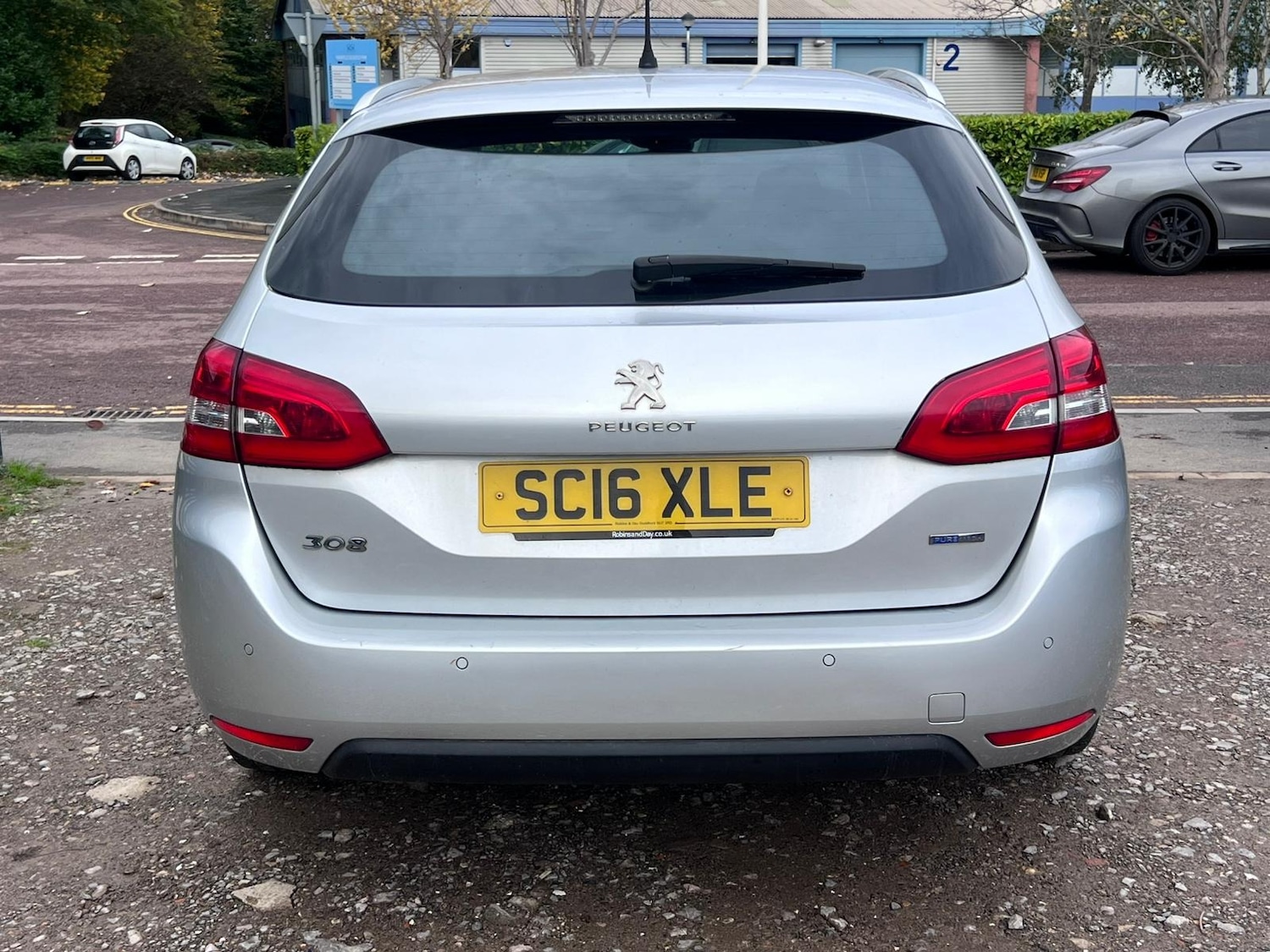 Used Peugeot 308 2016 for sale - 76436301: Photo 6