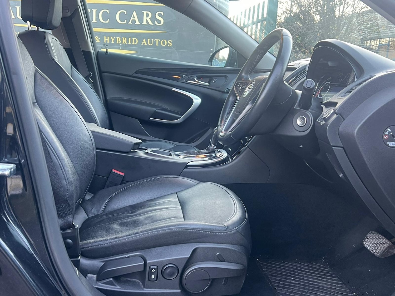 Used Vauxhall Insignia 2015 for sale - 76638222: Photo 28