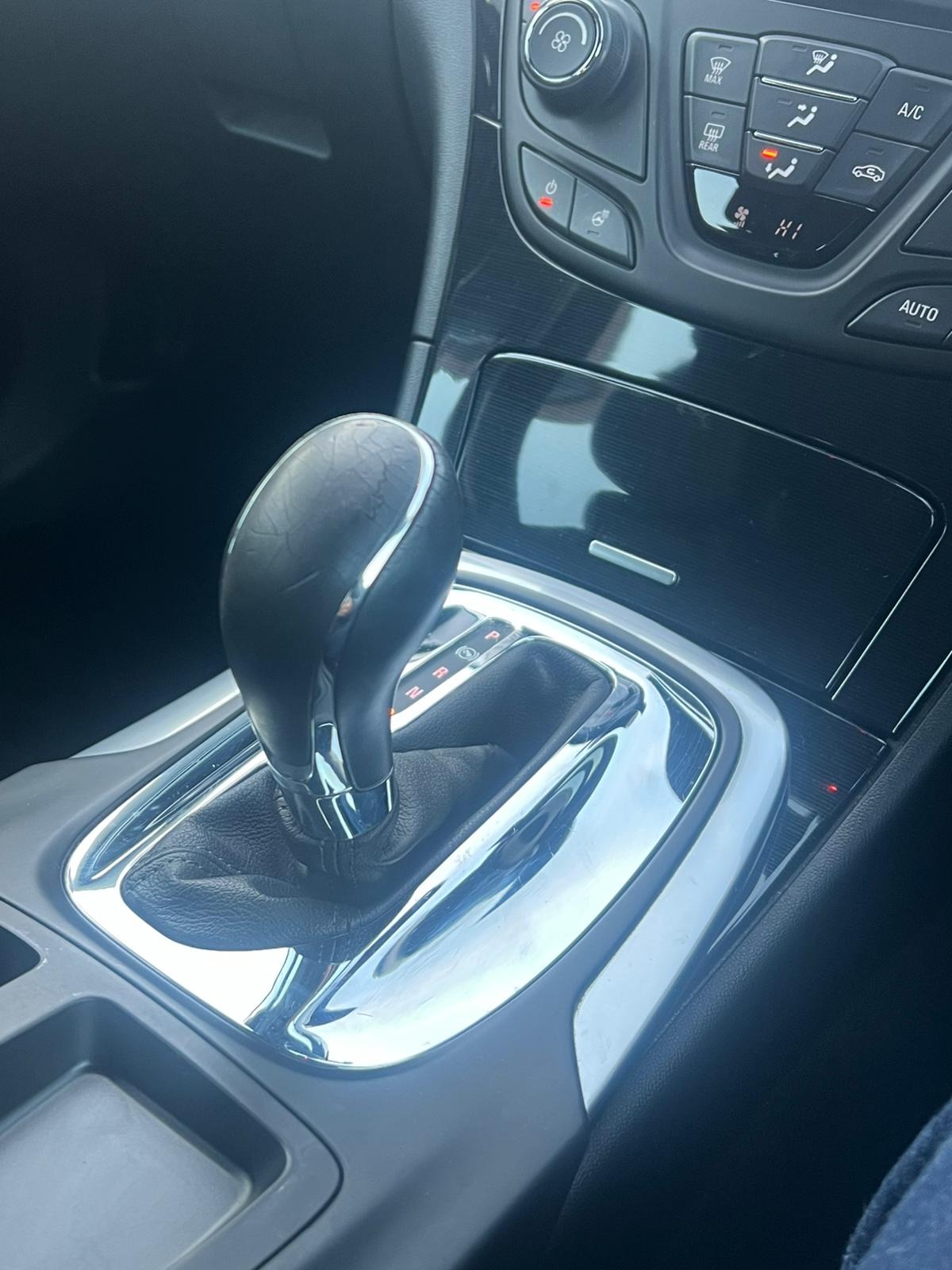 Used Vauxhall Insignia 2015 for sale - 76638222: Photo 42