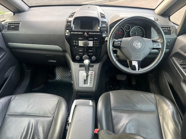 Used Vauxhall Zafira 2010 for sale - 76225343: Photo 9