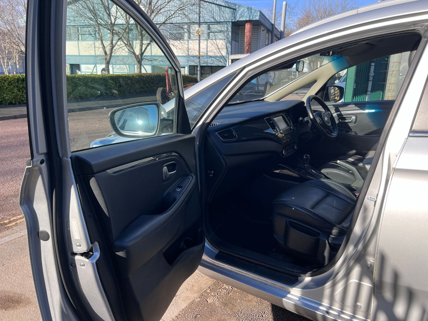 Used Kia Carens 2017 for sale - 77720572: Photo 14