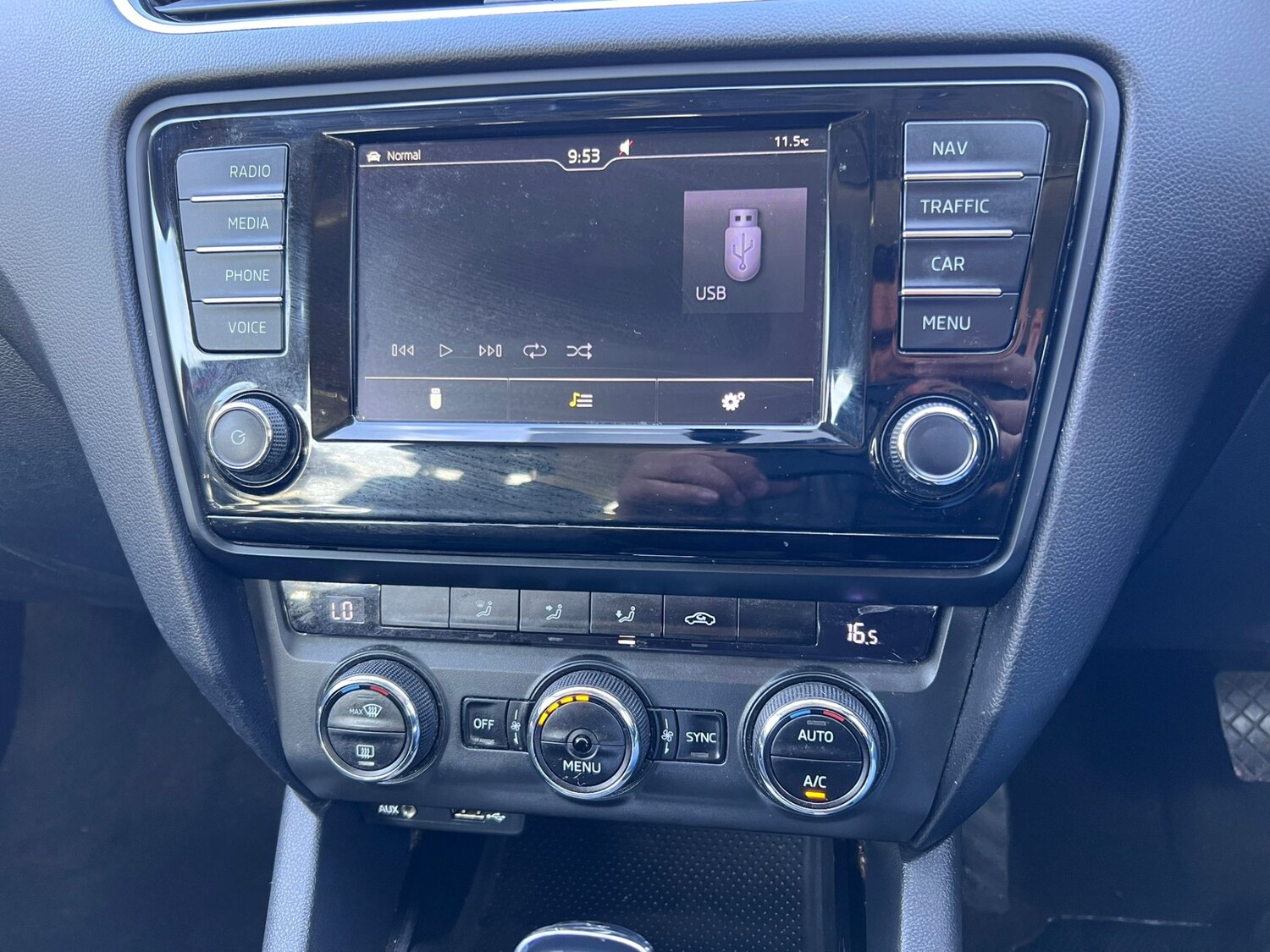 Used Skoda Octavia 2015 for sale - 78219658: Photo 25