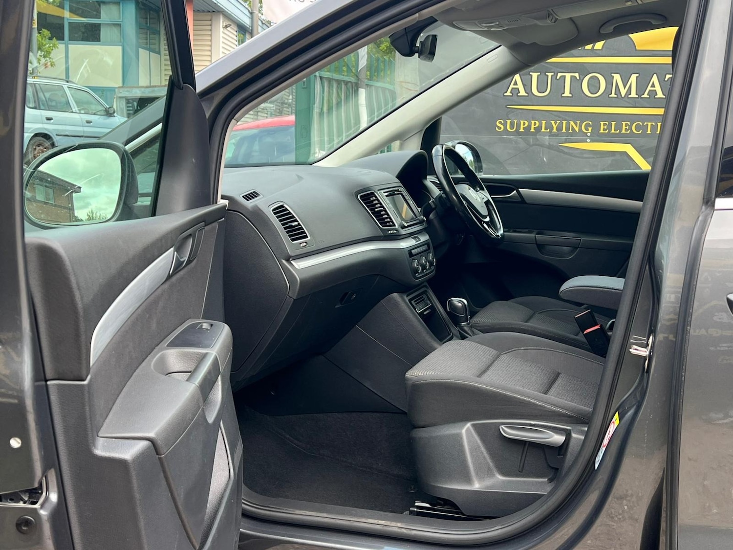 Used Volkswagen Sharan 2017 for sale - 77392162: Photo 13