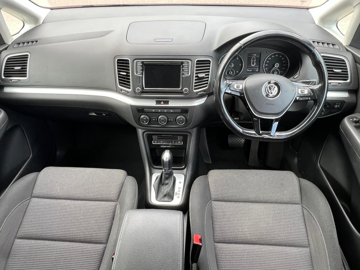 Used Volkswagen Sharan 2017 for sale - 77392162: Photo 23