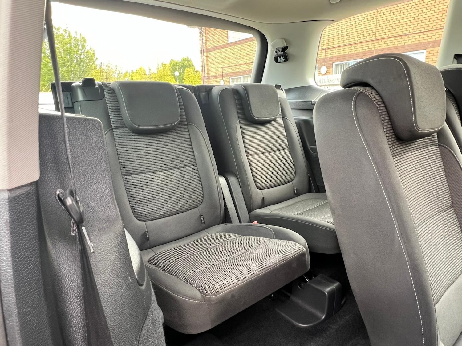 Used Volkswagen Sharan 2017 for sale - 77392162: Photo 28