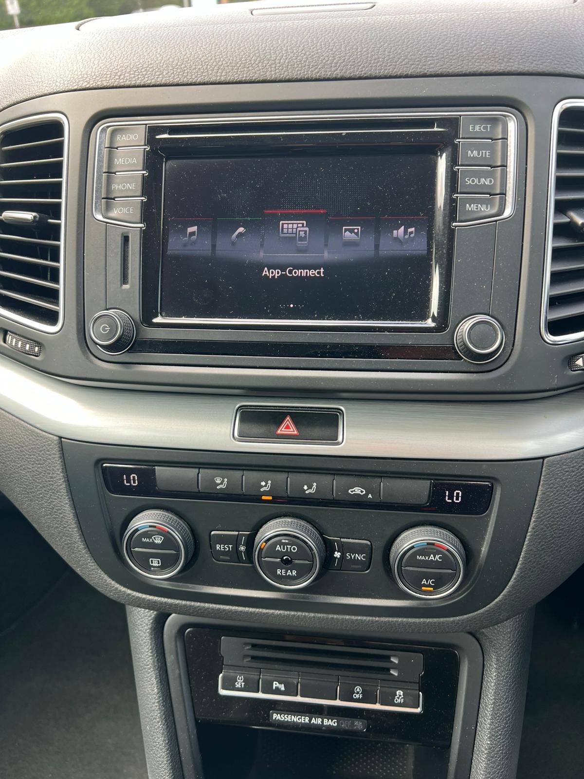 Used Volkswagen Sharan 2017 for sale - 77392162: Photo 36