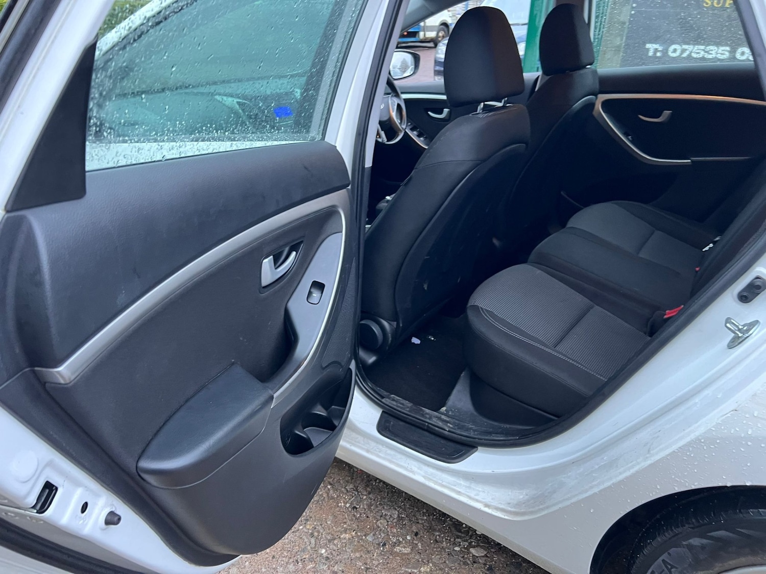 Used Hyundai i30 2014 for sale - 77159628: Photo 14