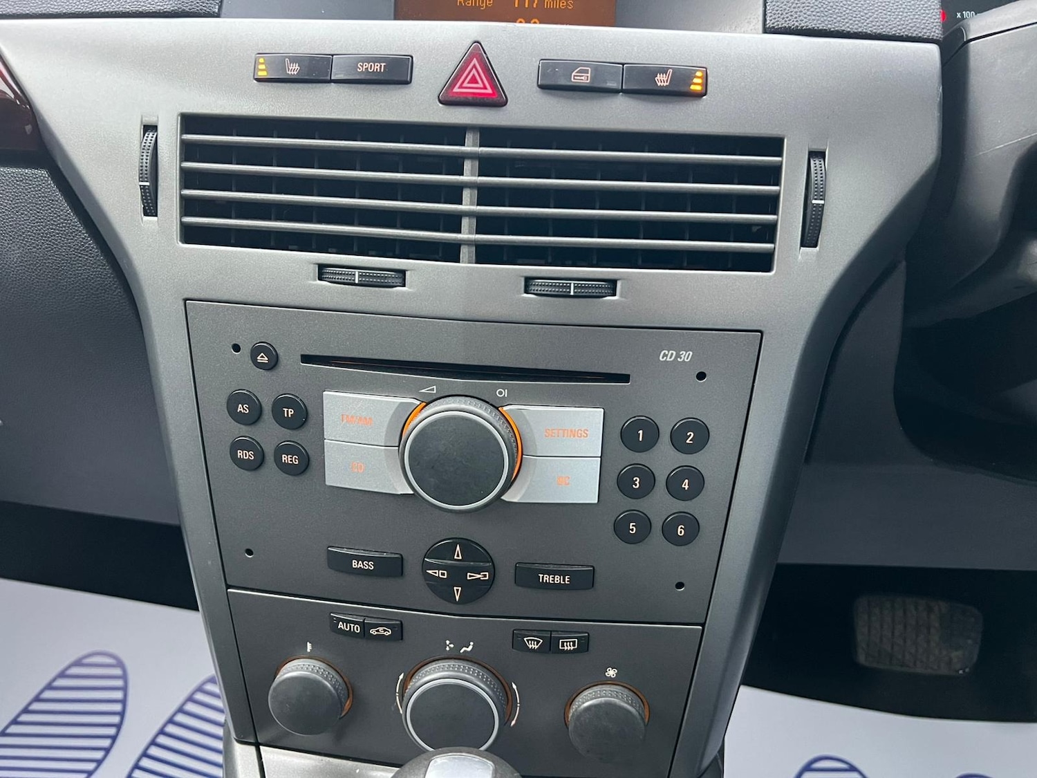 Used Vauxhall Astra 2005 for sale - 76316539: Photo 27