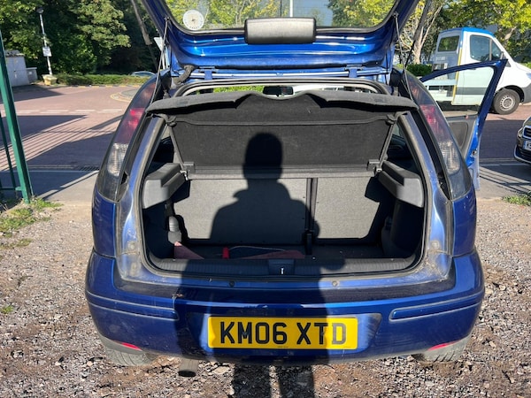 Used Vauxhall Corsa 2006 for sale - 76174283: Photo 11