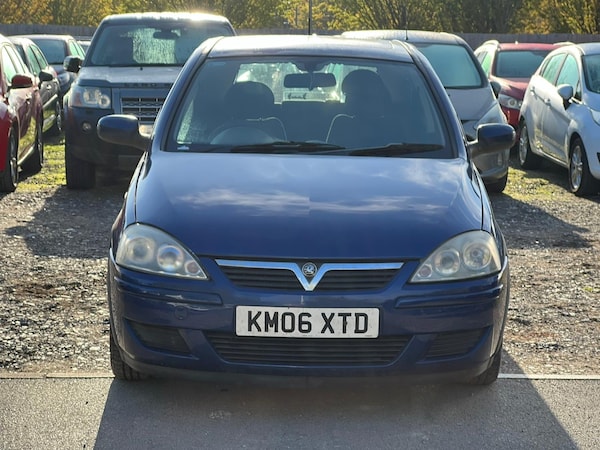 Used Vauxhall Corsa 2006 for sale - 76174283: Photo 2