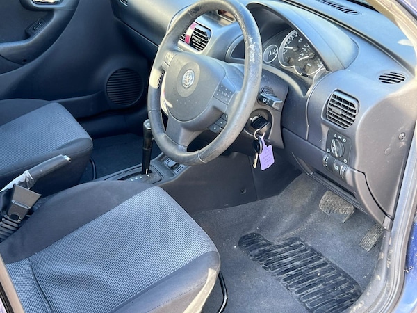 Used Vauxhall Corsa 2006 for sale - 76174283: Photo 8