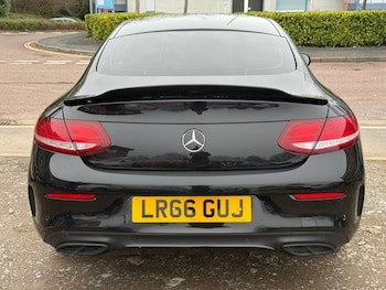 Used Mercedes-Benz C Class 2016 for sale - 77606835: Photo