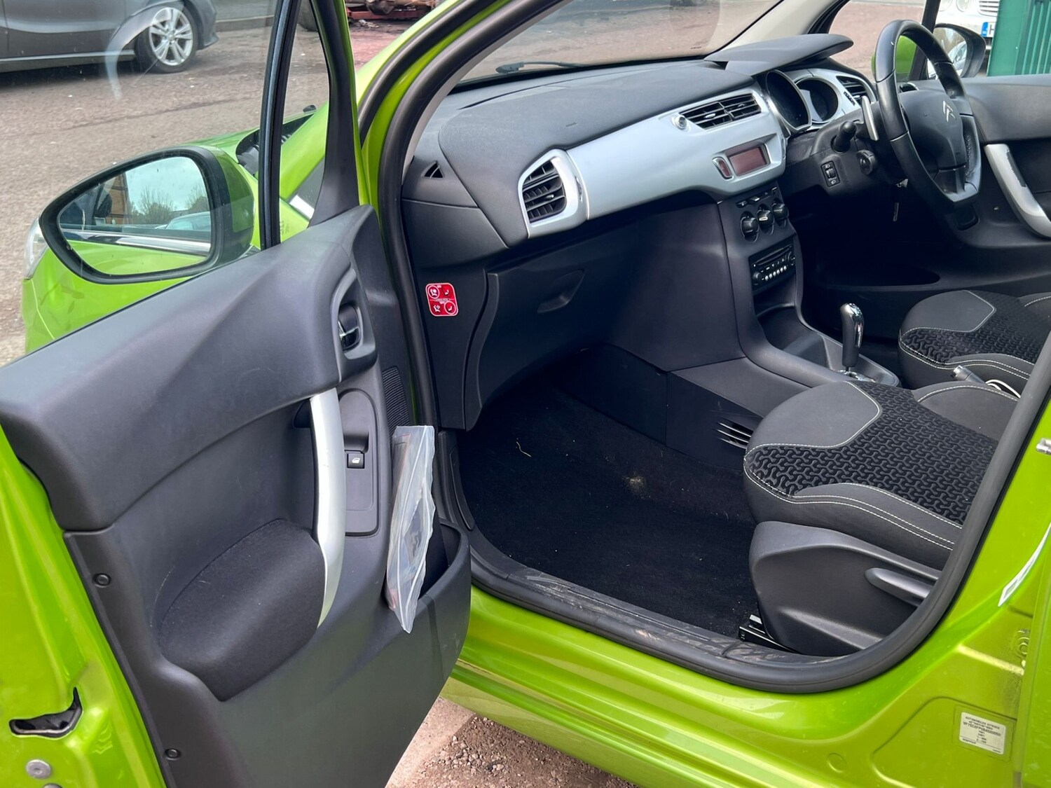 Used Citroen C3 2011 for sale - 77819104: Photo 13