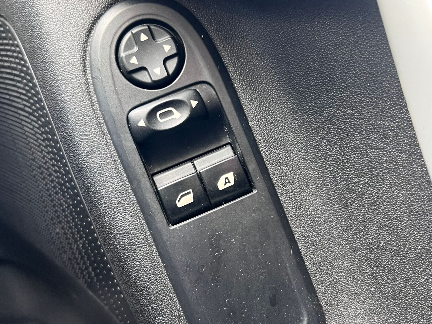 Used Citroen C3 2011 for sale - 77819104: Photo 15