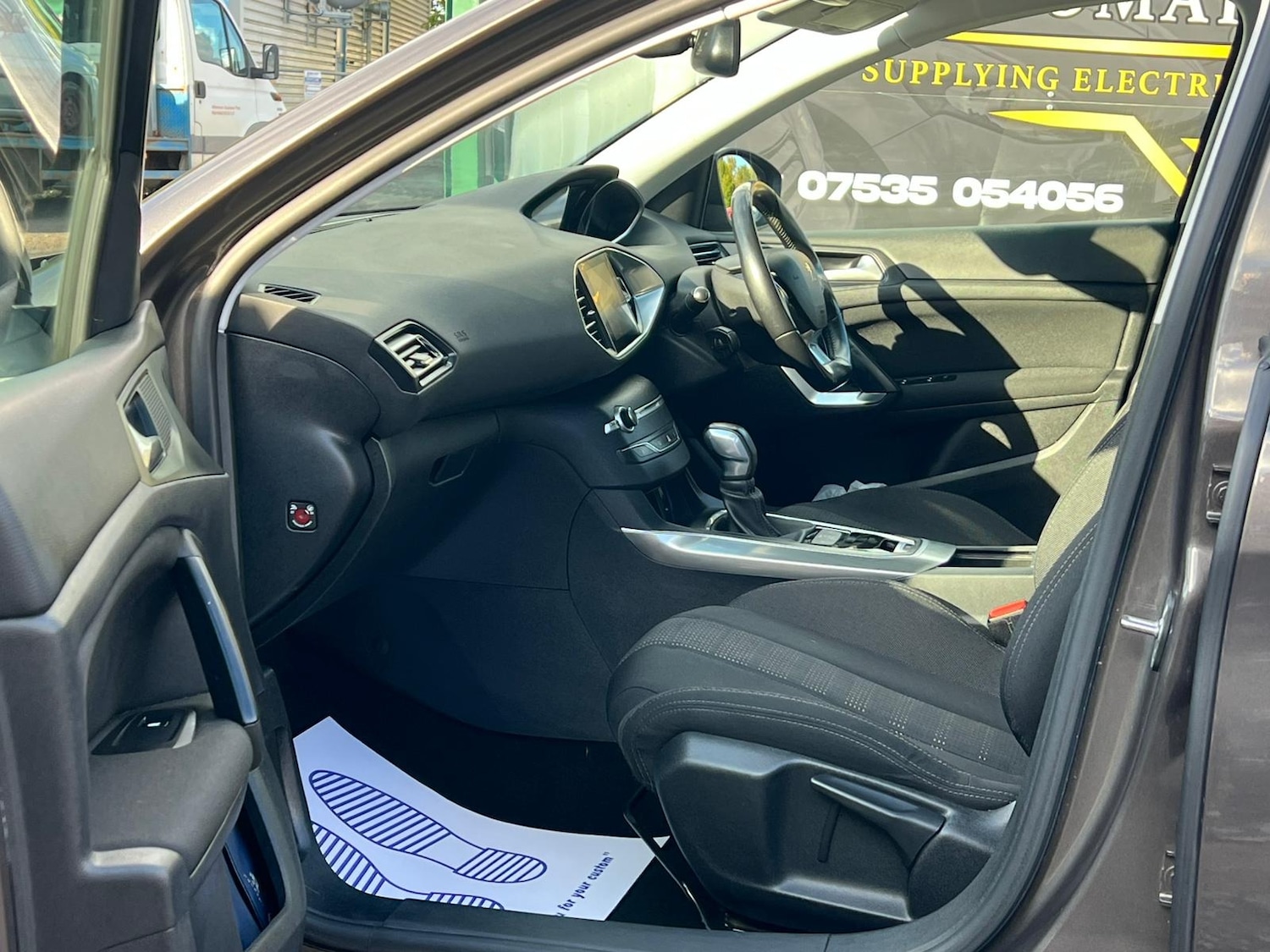 Used Peugeot 308 2015 for sale - 75497298: Photo 22