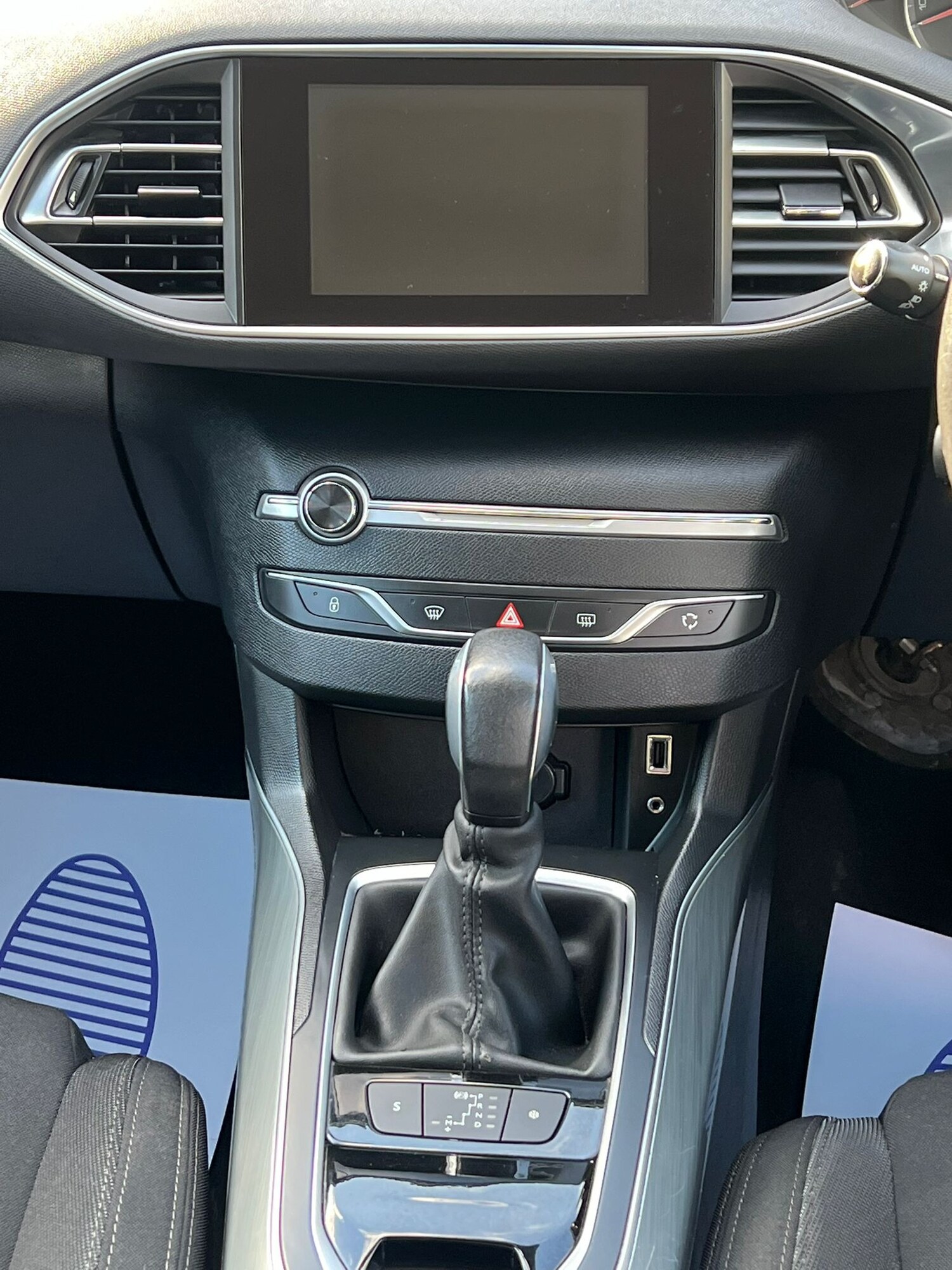 Used Peugeot 308 2015 for sale - 75497298: Photo 37