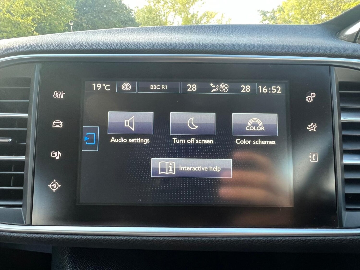 Used Peugeot 308 2015 for sale - 75497298: Photo 47