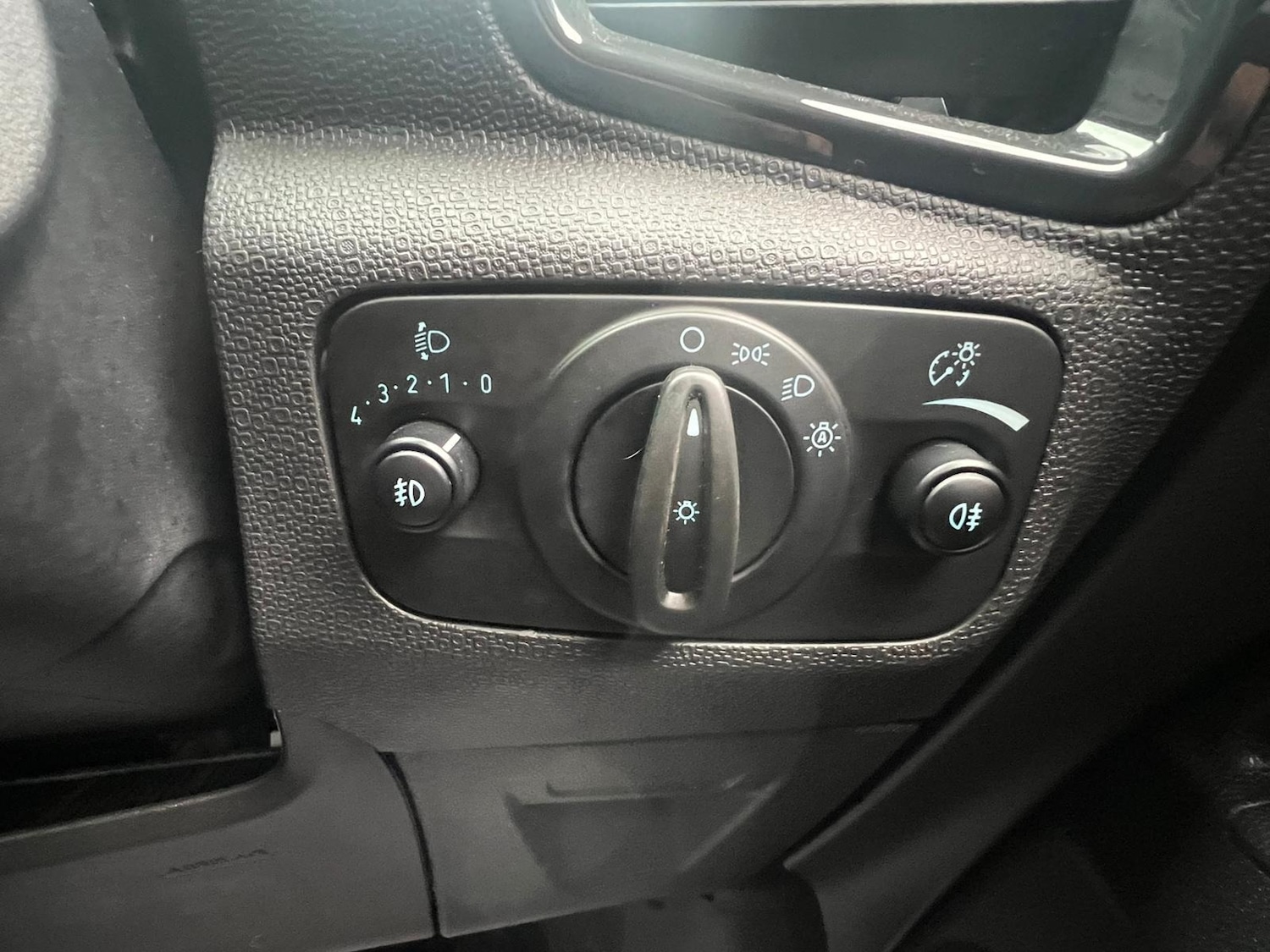 Used Ford Ecosport 2017 for sale - 76511039: Photo 49