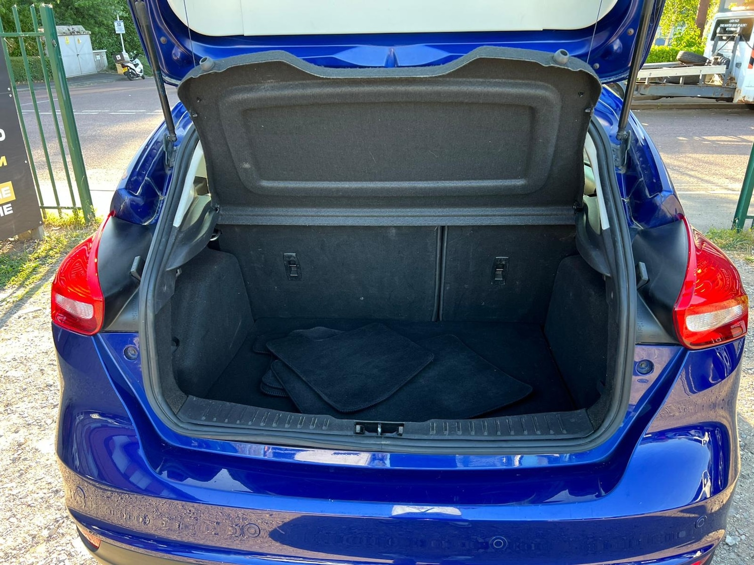 Vehicle 28