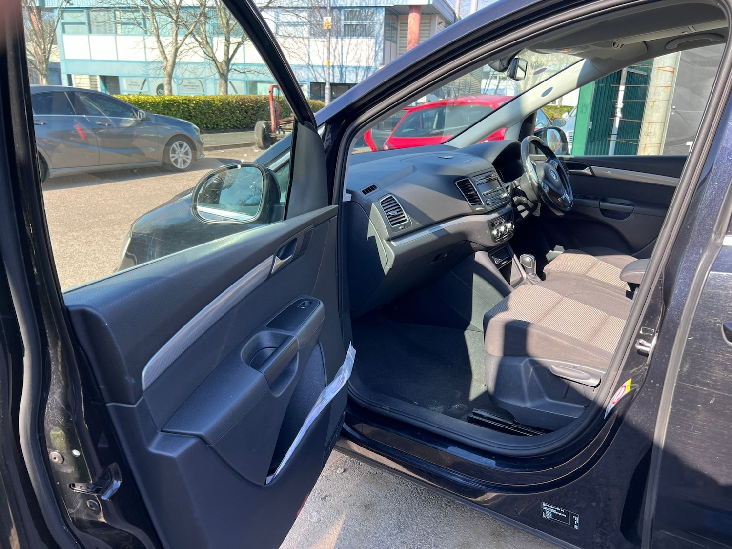 Used Volkswagen Sharan 2014 for sale - 77974741: Photo 15