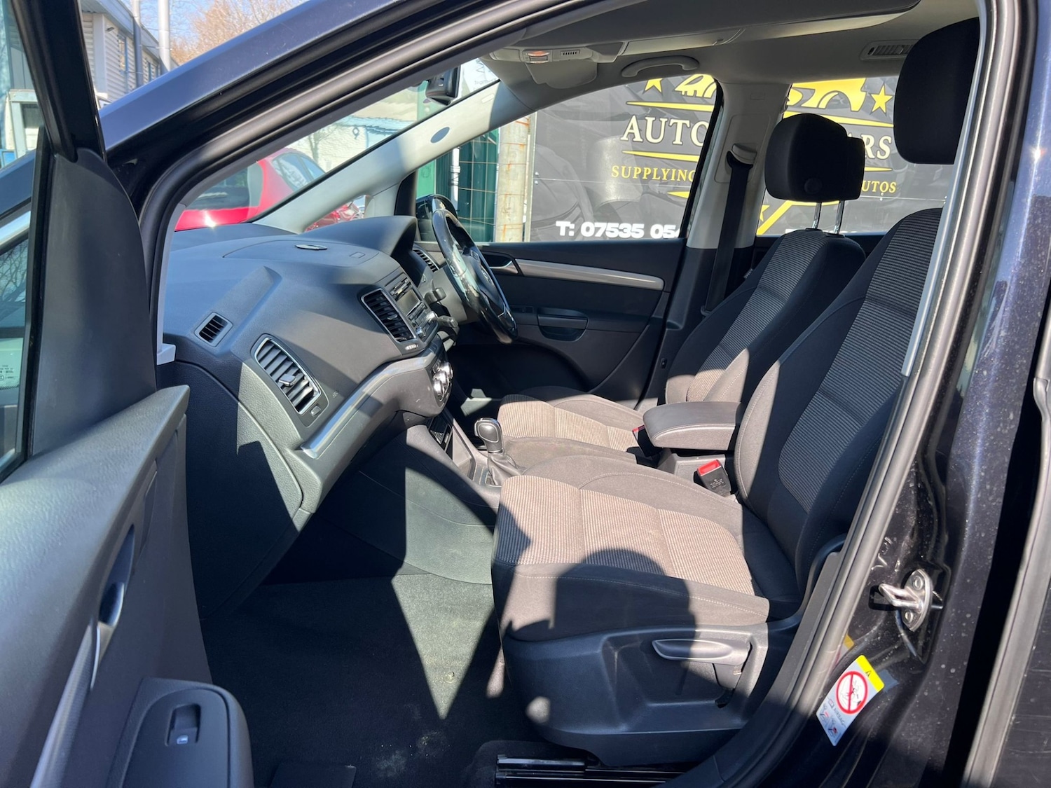 Used Volkswagen Sharan 2014 for sale - 77974741: Photo 16