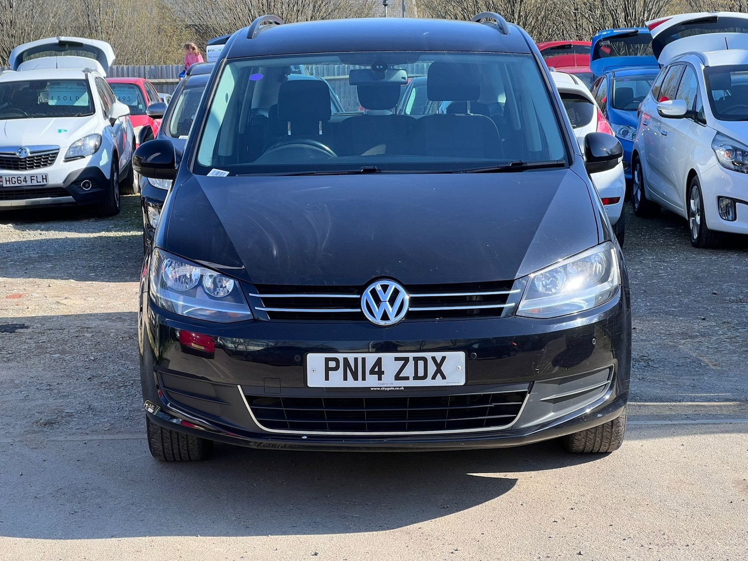 Used Volkswagen Sharan 2014 for sale - 77974741: Photo 2