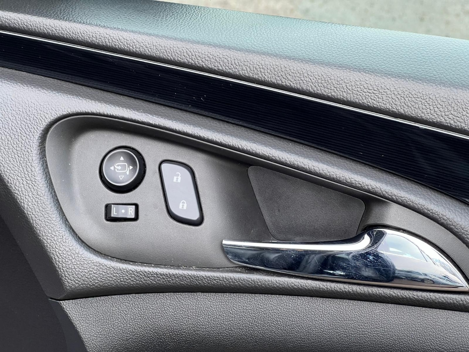 Used Vauxhall Insignia 2014 for sale - 77159639: Photo 16