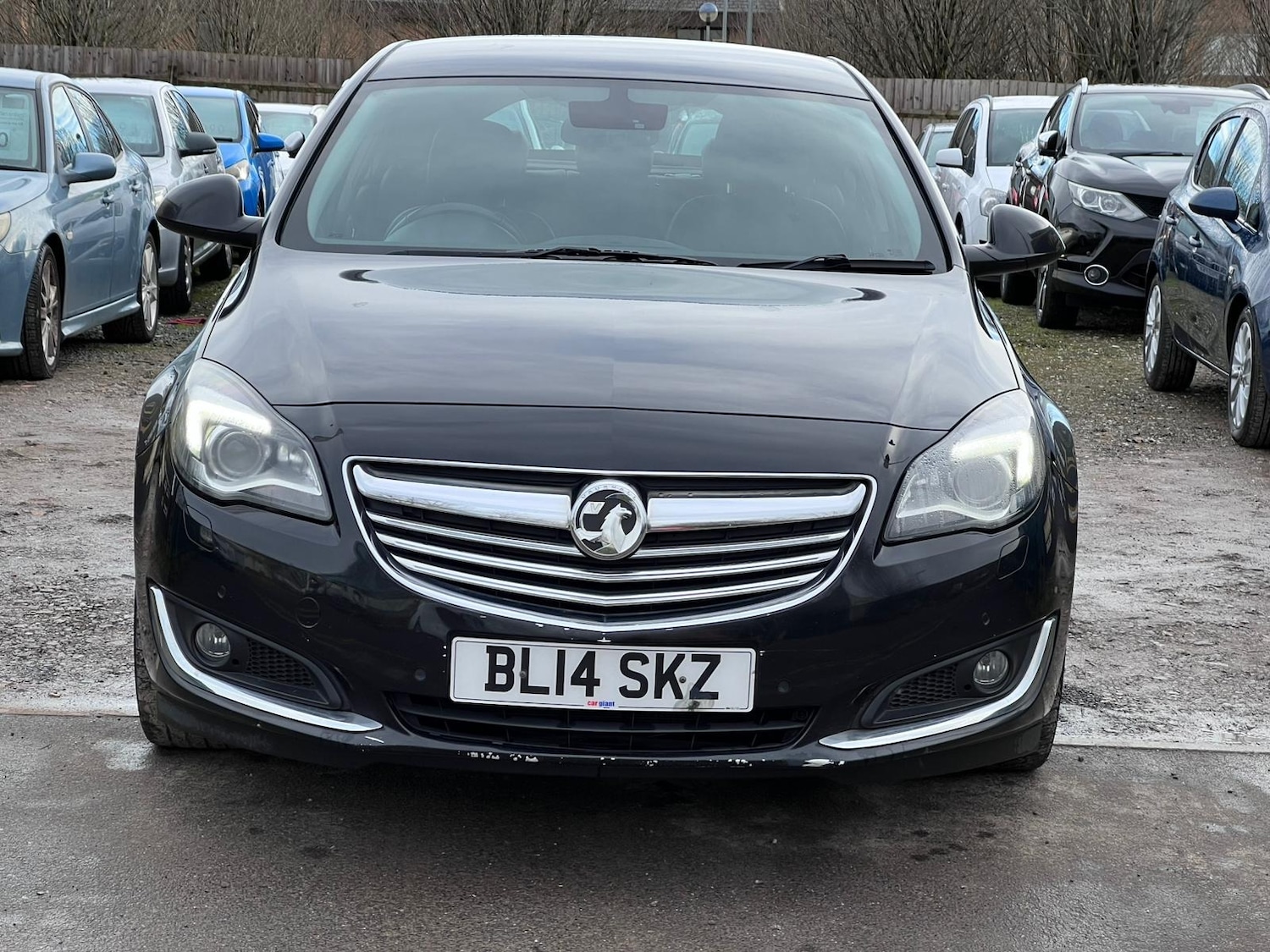 Used Vauxhall Insignia 2014 for sale - 77159639: Photo 2