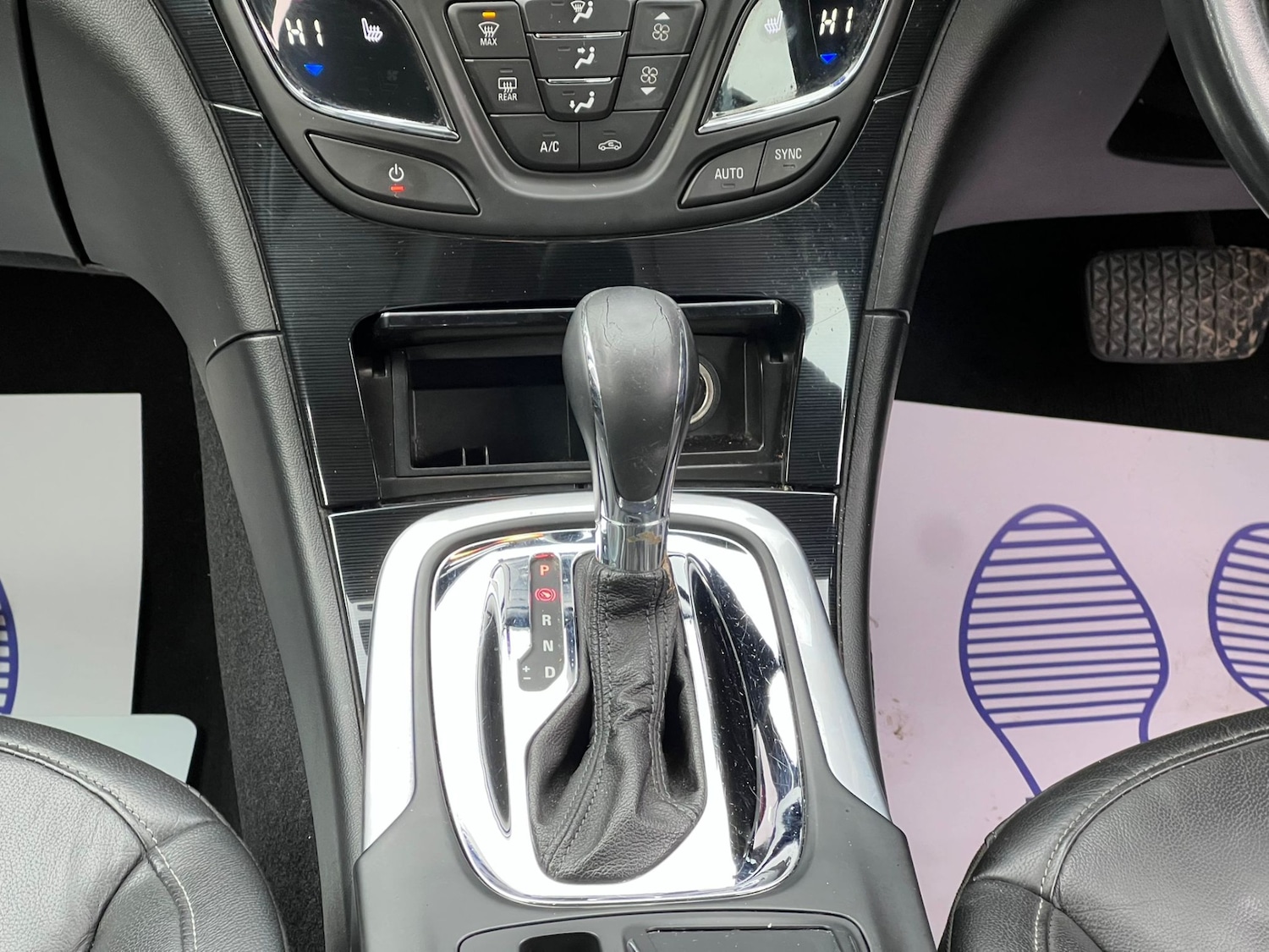 Used Vauxhall Insignia 2014 for sale - 77159639: Photo 32