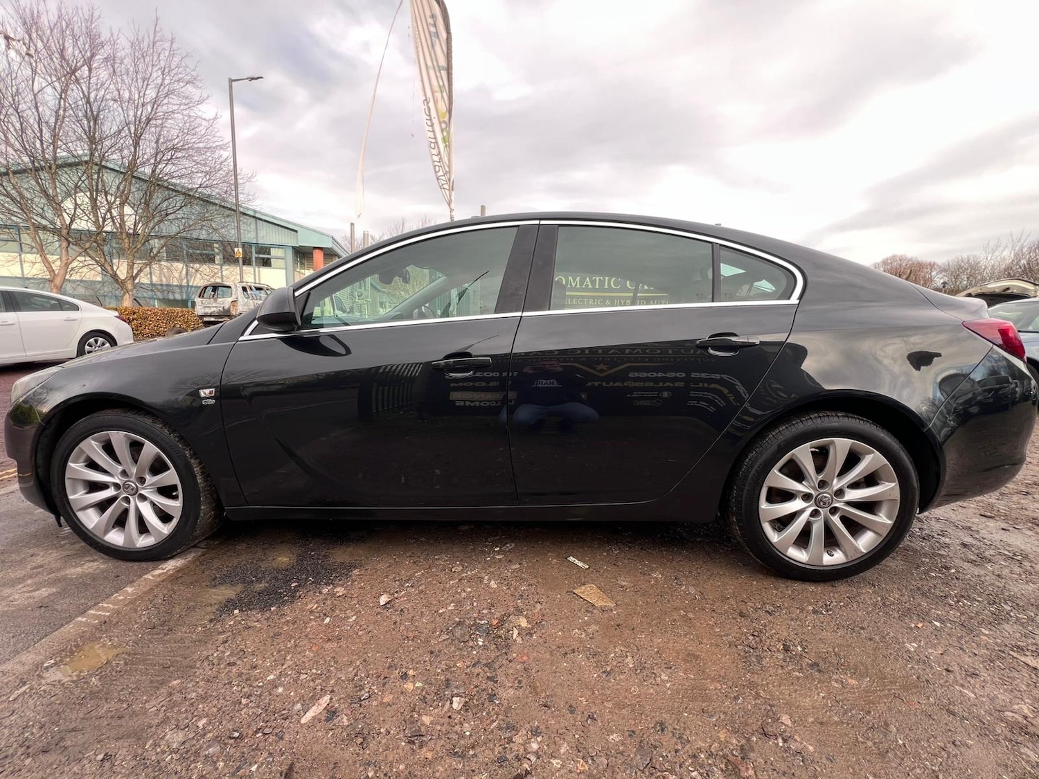 Used Vauxhall Insignia 2014 for sale - 77159639: Photo 6