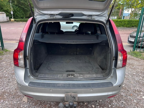 Used Volvo V50 2008 for sale - 76171355: Photo 13
