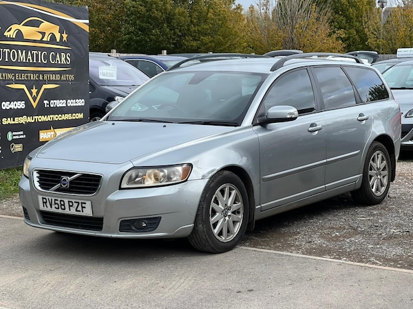 Used Volvo V50 2008 for sale - 76171355: Photo 3