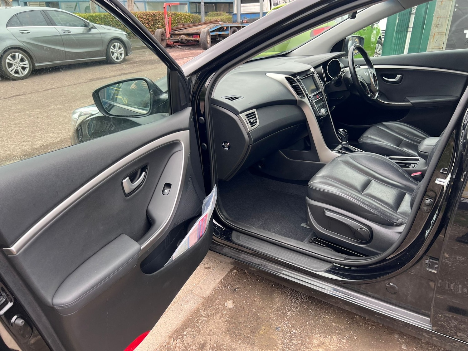 Used Hyundai i30 2015 for sale - 77819119: Photo 13