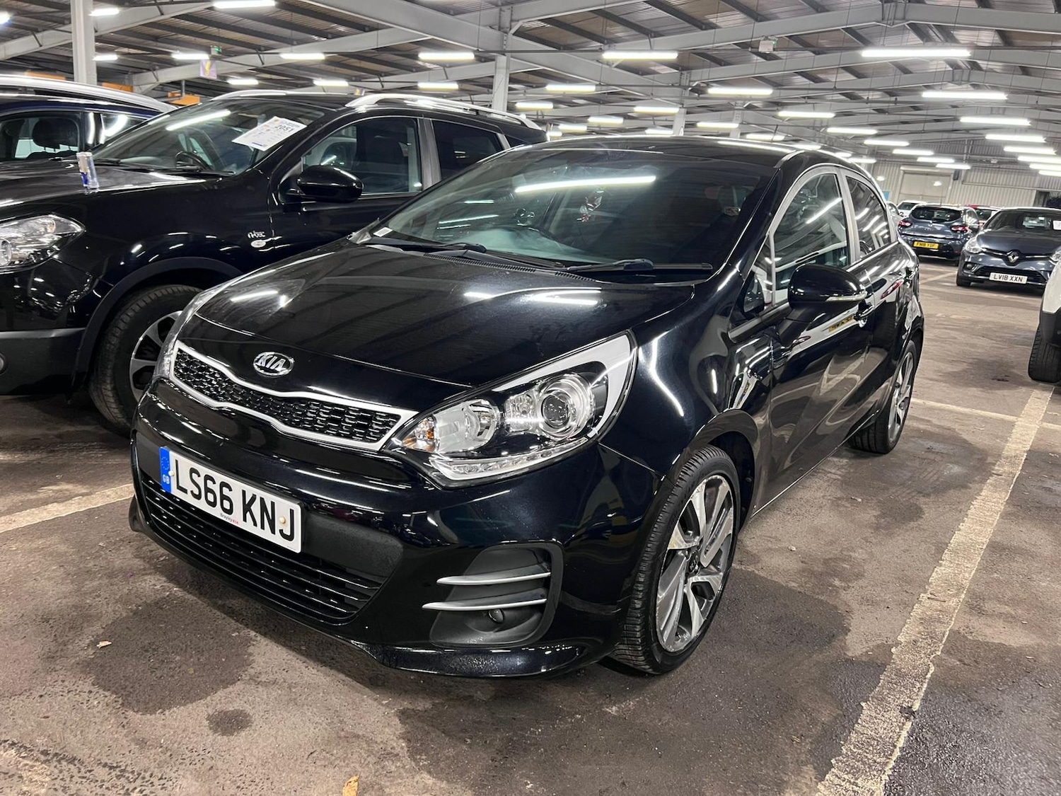 Used Kia Rio 2016 for sale - 76436261: Photo 2