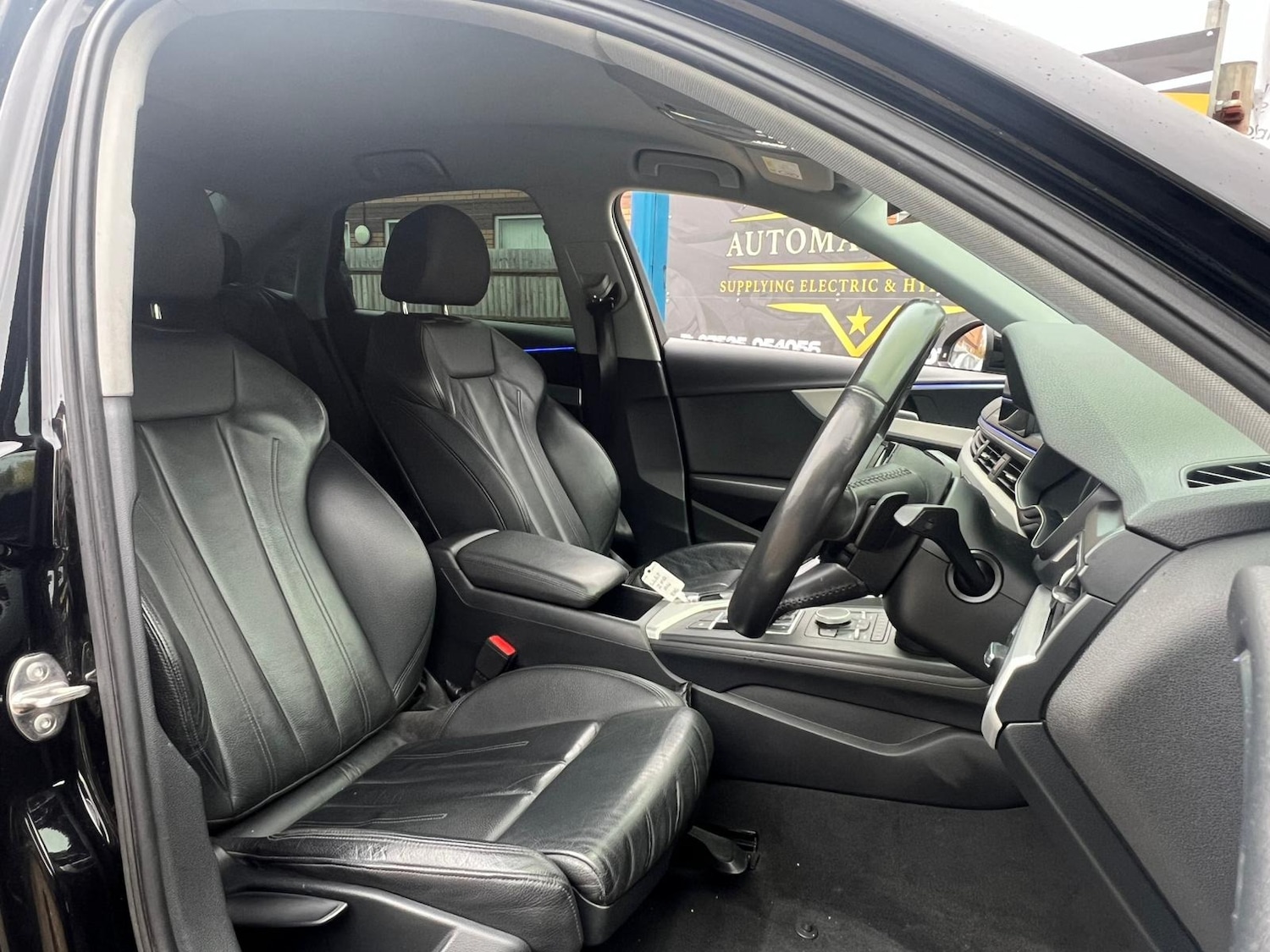 Used Audi A4 2017 for sale - 76430652: Photo 11