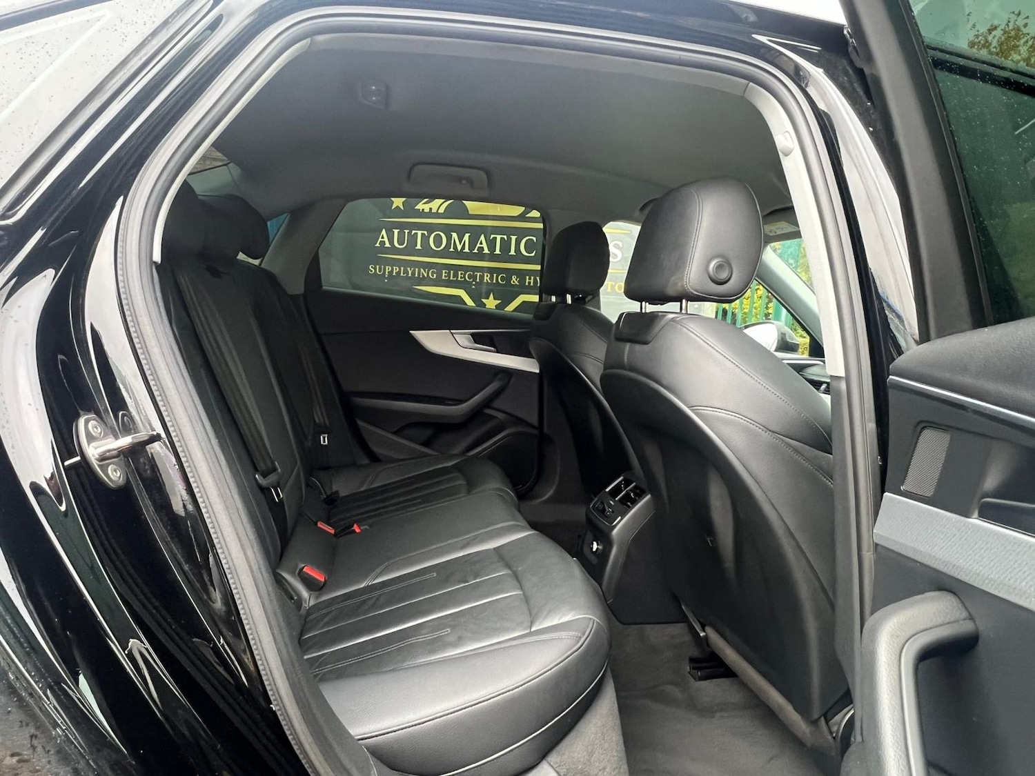 Used Audi A4 2017 for sale - 76430652: Photo 9