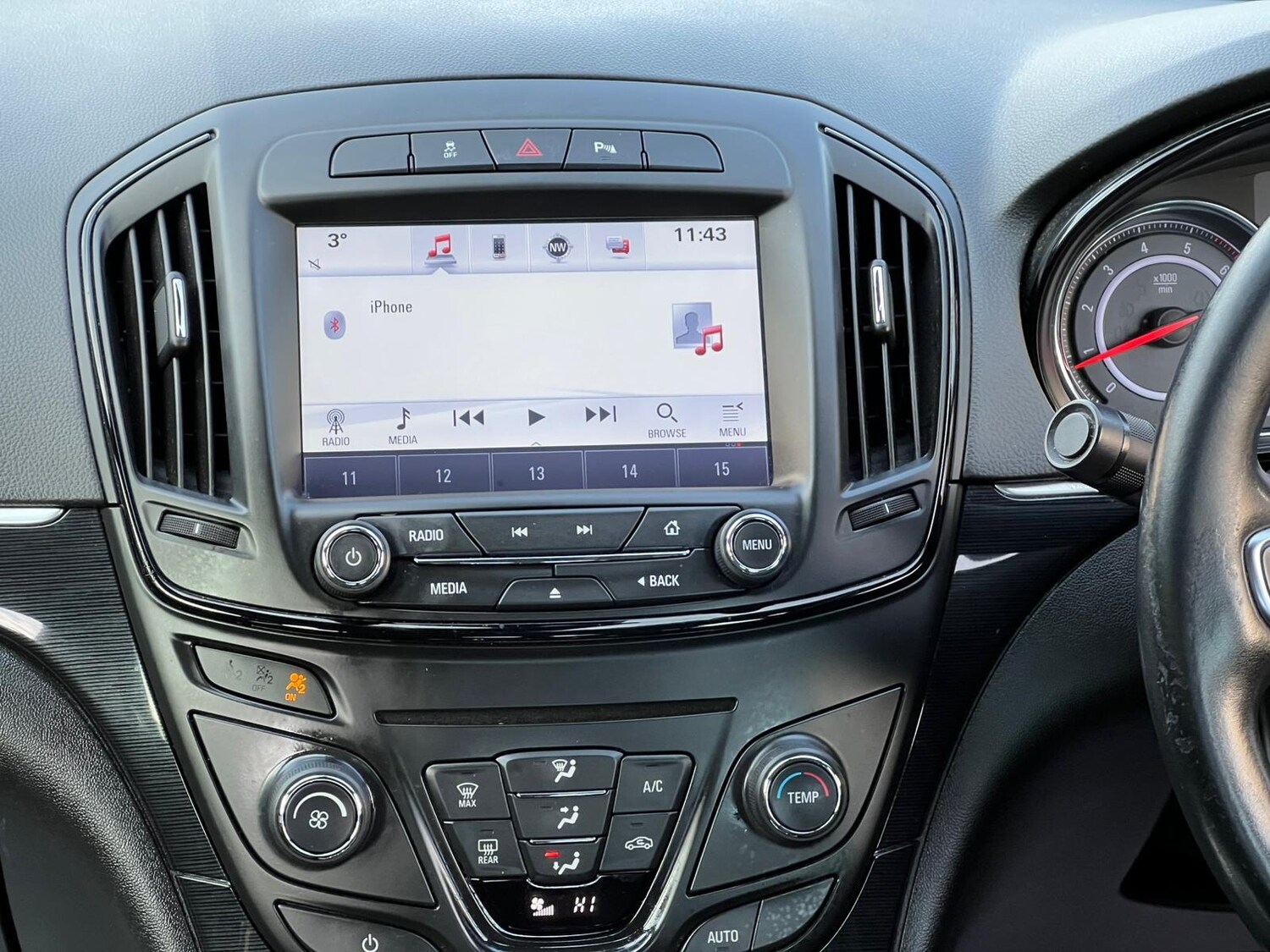 Used Vauxhall Insignia 2016 for sale - 77158478: Photo 32