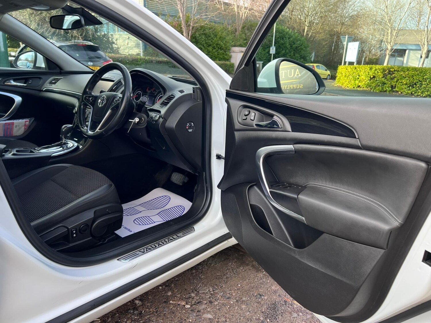 Used Vauxhall Insignia 2016 for sale - 77158478: Photo 44