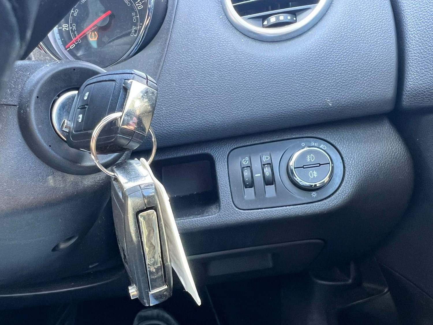 Used Vauxhall Meriva 2016 for sale - 78155590: Photo 23