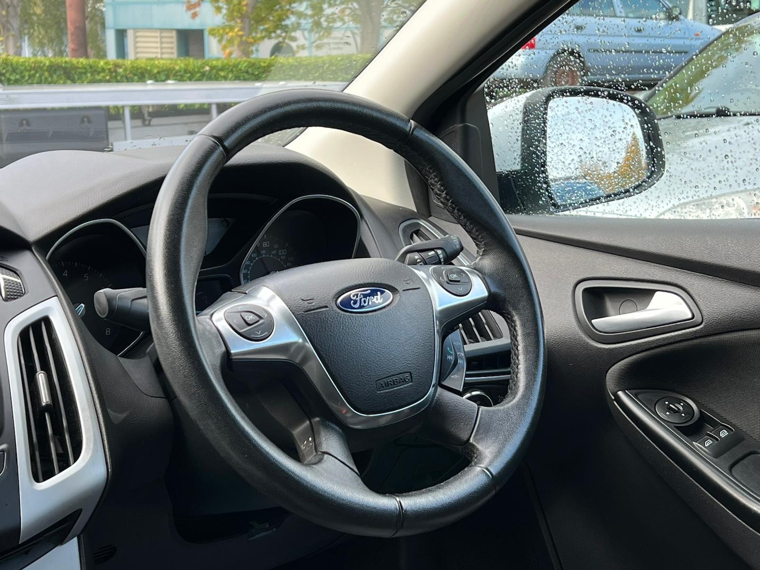 Used Ford Focus 2012 for sale - 76178132: Photo 31