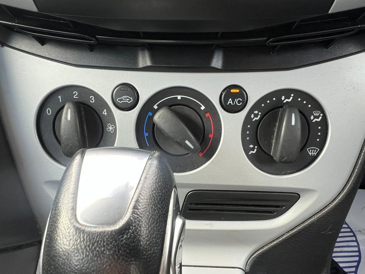 Used Ford Focus 2012 for sale - 76178132: Photo 42